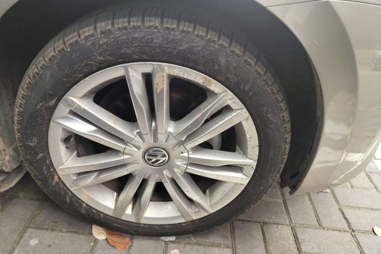 Used Volkswagen Golf Sportsvan 2016 230TSI Automatic Luxury Version