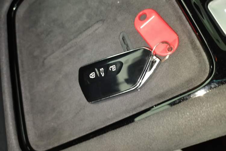 Used Volkswagen Teramont 2025 Tiguan Pro 450TSI Four-Wheel Drive Summit Edition Vehicle Key