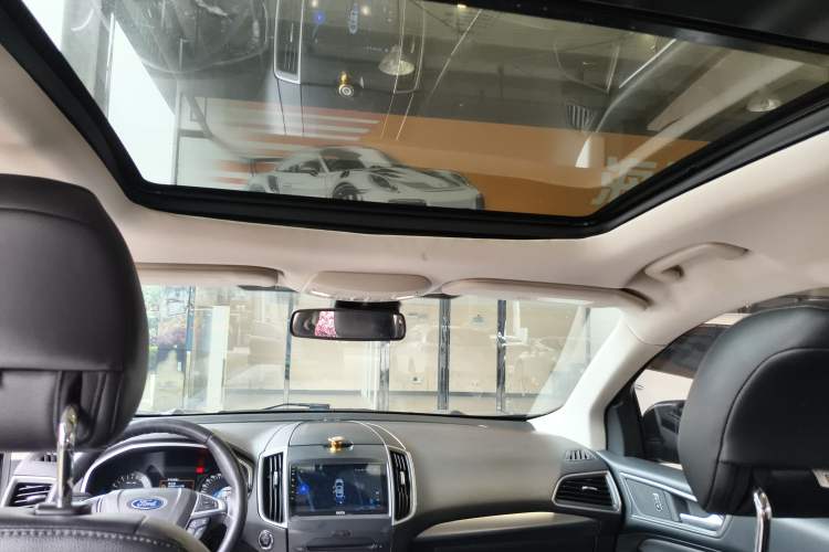 Used Ford Edge 2018 Facelifted EcoBoost 245 Two-Wheel-Drive Platinum Edition 5 Seats China V Emission Standard Headliner