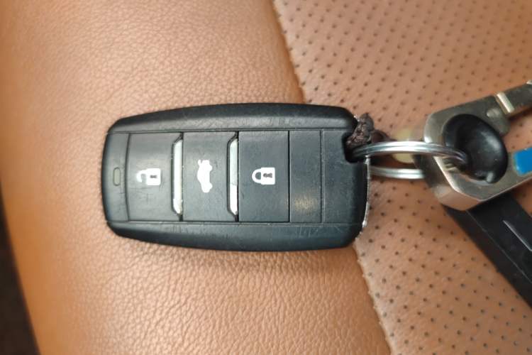 Used CHANGAN OSHAN CX70 2017 Facelifted CX70T 1.5T Automatic Zunqing Edition