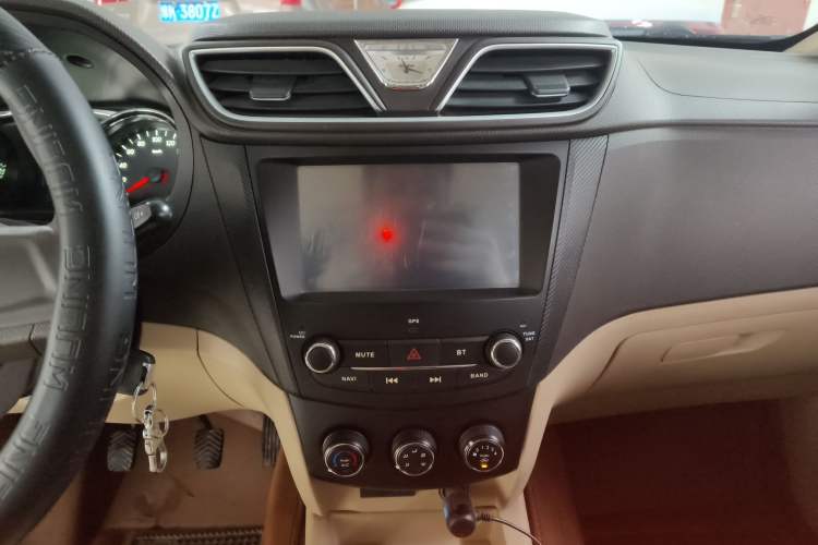 Used Wuling Hongguang 2015 1.5L S1 Standard China V-Emission Standards