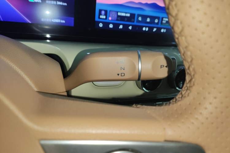 Used Wuling Bingo 2025 410 km Lingxi Deluxe Edition Gear Lever
