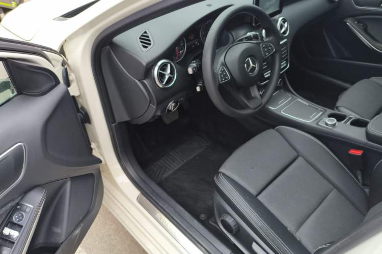 Used Mercedes-Benz A-Class (Import) 2016 A 180