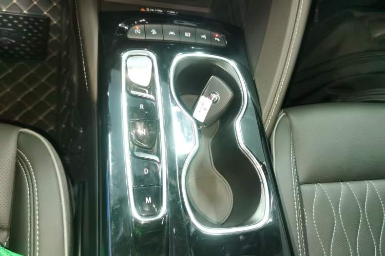 Used Buick Envision 2022 Facelift Encore S 4x4 Avenir
