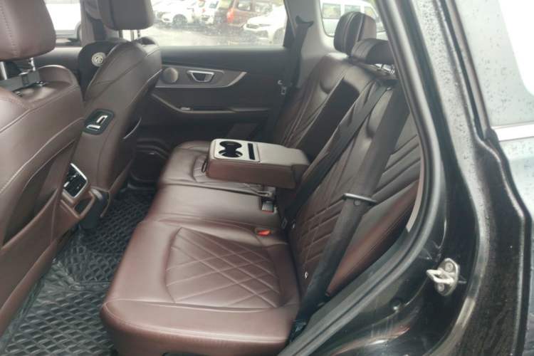 Used Chery Tiggo 8 PRO 2022 390T Two-Wheel Drive Vast Edition 5 Seats
