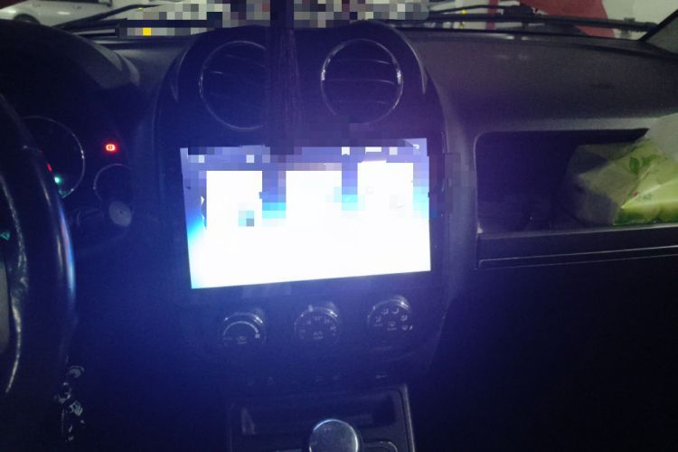 Used Jeep Compass 2012 2.0L two-wheel drive luxury version