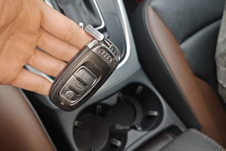 Used Audi Q5 2018 Collector's Edition 40 TFSI Technology Model