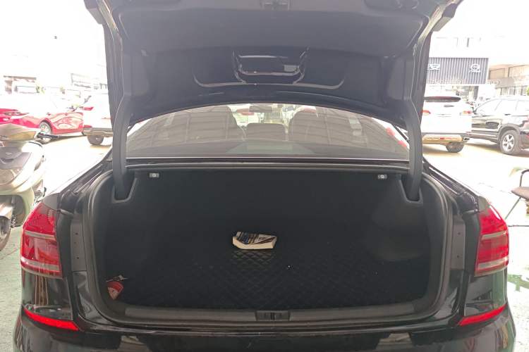 Used Volkswagen Passat 2016 330TSI DSG Luxury Edition