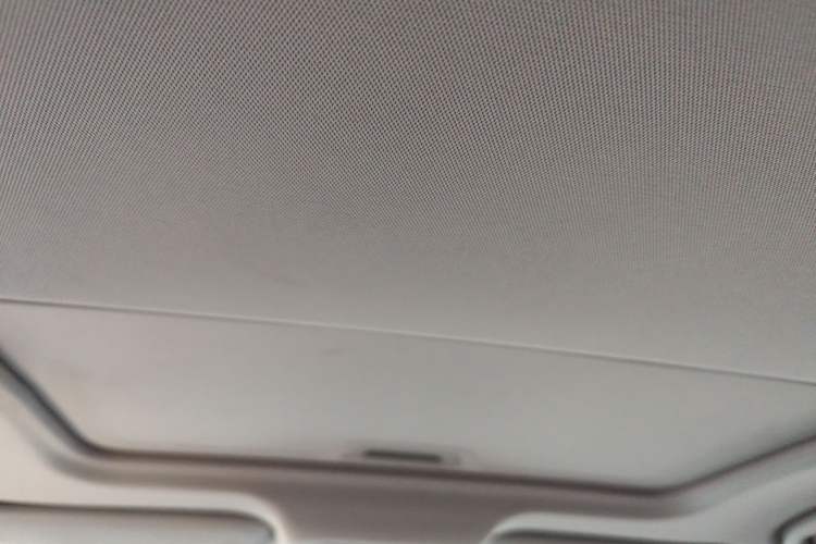 Used Buick Excelle GX 2018 18T Automatic Elite Model Headliner