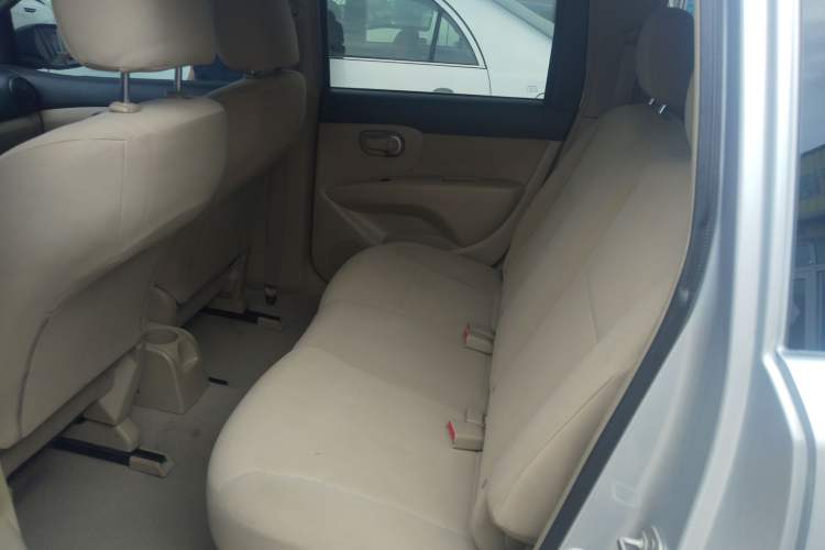 Used Nissan Livina 2015 1.6XE CVT Comfort Edition Left Rear Seat