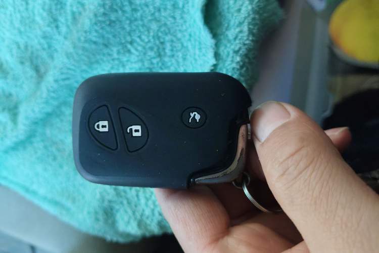 Used BYD S6 2012 2.0L Manual Luxury Version