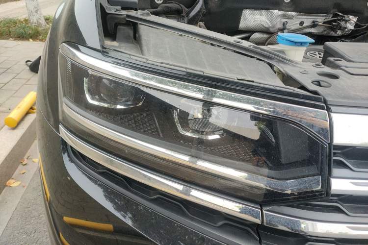 Used Volkswagen Teramont X 2019 380TSI Four-Wheel Drive Prestige Luxury Edition Right Front Headlight