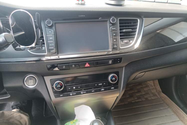 Used Hyundai Mistra 2014 1.8L Automatic Smart GLS
