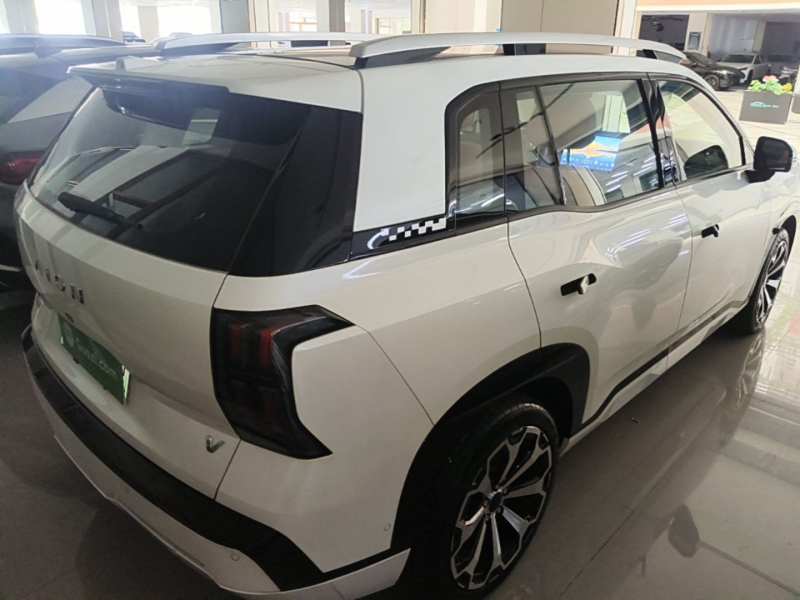 Used AION V 2024 Aion Tyrannosaurus 650 LiDAR Edition — 6