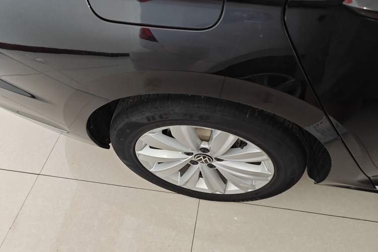 Used Volkswagen Passat 2020 330TSI Elite Edition China VI
