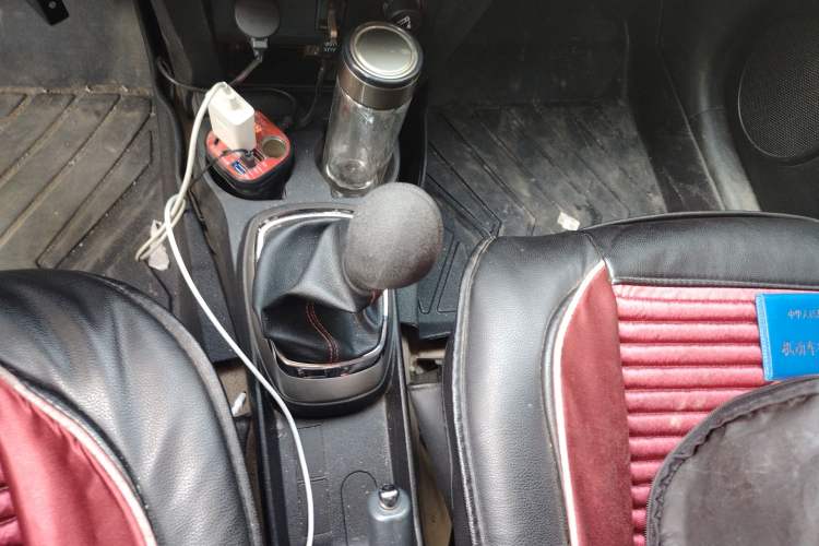 Used Great Wall M4 2014 1.5L Manual Luxury Model Gear Lever