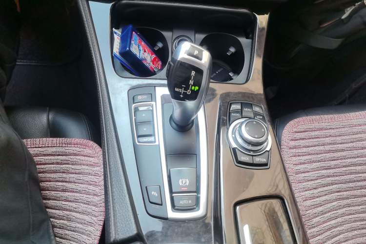 Used BMW 5 Series 2014 525Li Leading Model