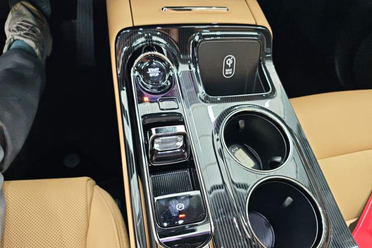 Used GAC Trumpchi E8 New Energy 2024 150km MAX+ Gear Lever