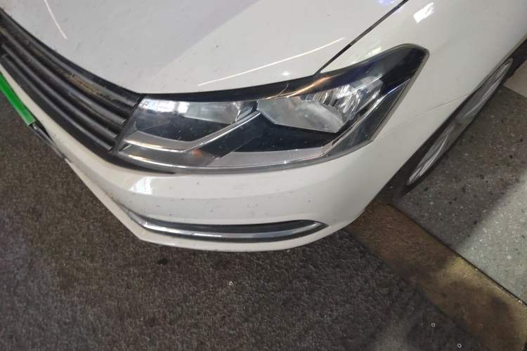 Used Volkswagen Lavida 2017 1.6L Automatic Comfort Edition Left Front Headlight