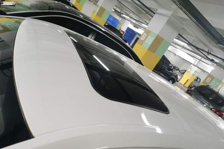 Used Volkswagen Gran Lavida 2013 1.6L Automatic Comfort Model