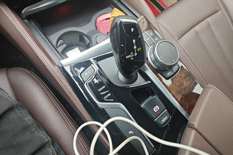 Used BMW 5 Series 2020 525Li Luxury Package
