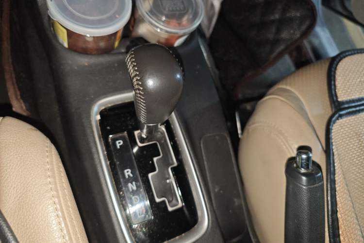 Used Mitsubishi Outlander 2016 2.4L 4x4 Luxury Edition 7-Seater