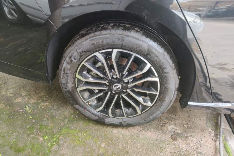 Used Nissan N7 2025 510 Air
