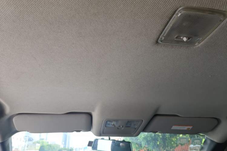 Used Dongfeng Fengdu MX6 2015 2.0L CVT Two-Wheel Drive All-Around Version Headliner