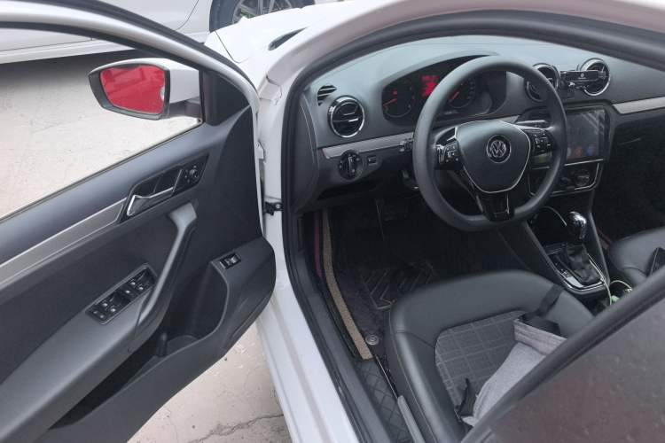 Used Volkswagen Jetta 2017 1.5L Automatic Comfort Model
