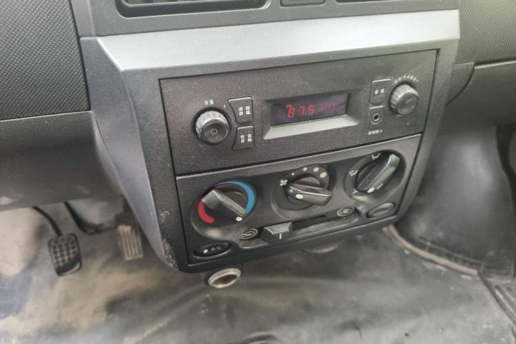 Used Wuling Rongguang 2011 1.2L Base Version