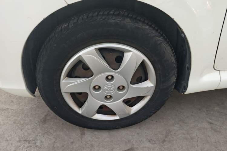 Used BYD F0 2015 1.0L AMT XuanKu Model Left Front Wheel Hub