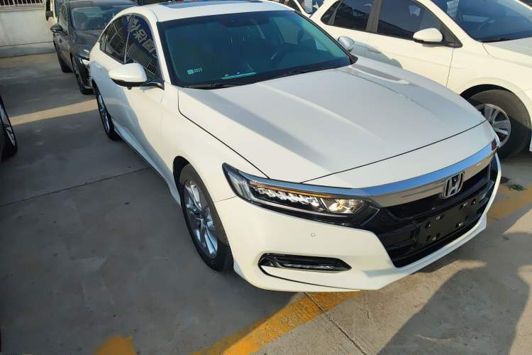 Used Honda Accord 2018 260TURBO Elite Edition China VI Exterior 1