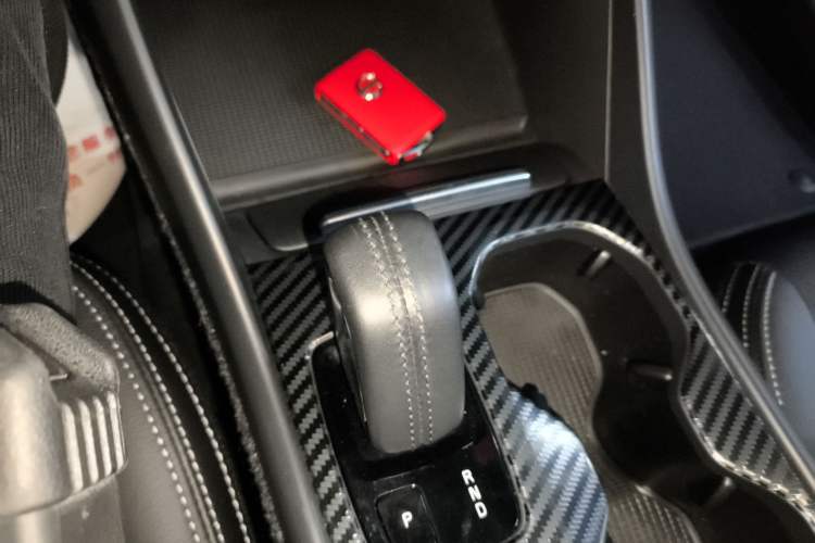 Used Volvo XC40 2020 T3 Smart & Stylish Edition Gear Lever