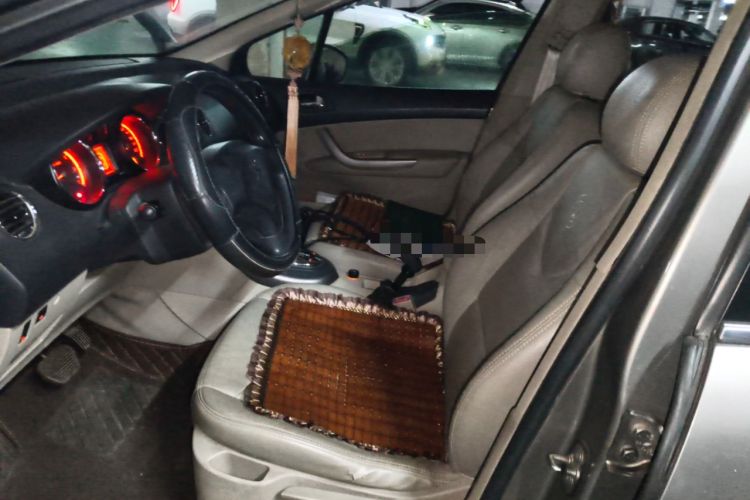 Used Peugeot 408 2011 2.0L Automatic Comfort Edition
