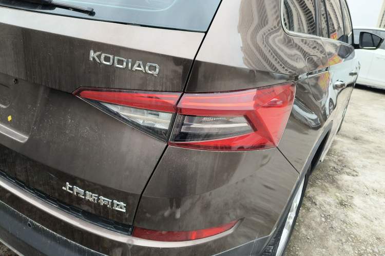 Used Skoda Kodiaq 2018 Facelifted TSI330 5-Seater Two-Wheel-Drive Luxury Enjoyment Edition
