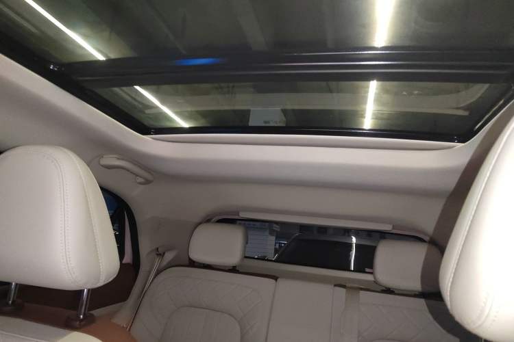 Used ORA Good Cat 2025 Model, 430 km Prestige Version
