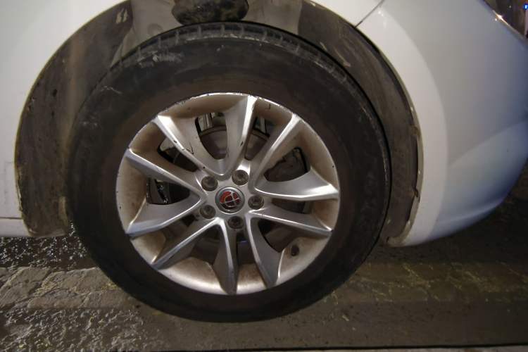 Used Brilliance H330 2013 1.5L Automatic Luxury Model
