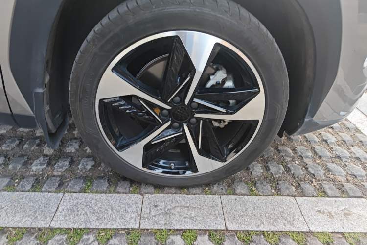 Used Geely Galaxy L7 2023 1.5T 115 km Starship
