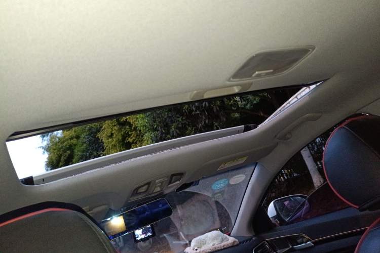 Used Hyundai Elantra (6th Generation / Lingdong) 2016 1.6L Automatic ZhiXuan – Elite Version
