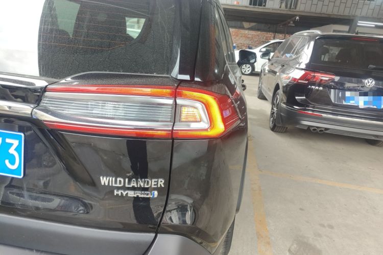 Used Toyota Wildlander 2021 Dual-Motor 2.5L E-CVT Four-Wheel Drive Luxury Edition Right Rear Taillight