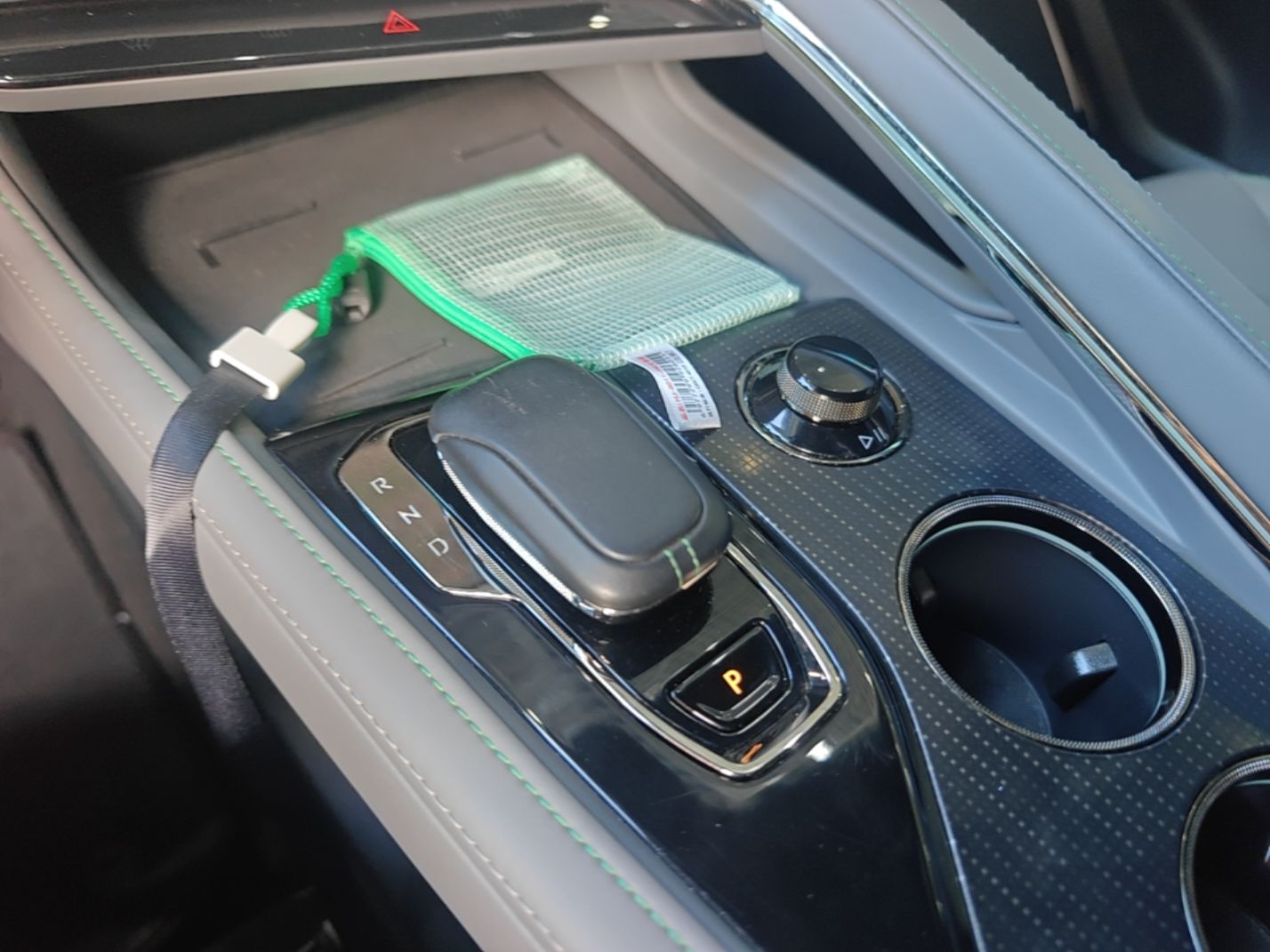 Zeekr 001 2023 WE Edition 86 kWh — снимка 16