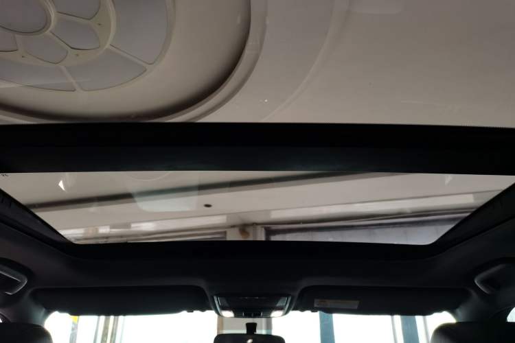 Used Honda UR-V 2020 370TURBO Two-Wheel Drive Luxury Edition