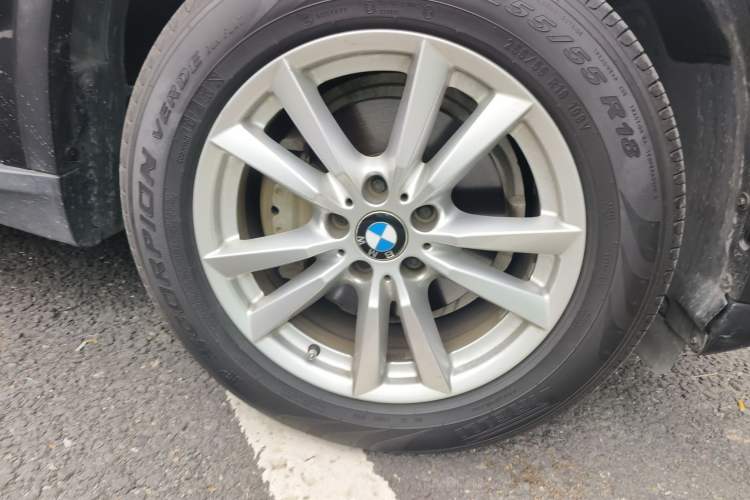 Used BMW X5 2015 xDrive28i
