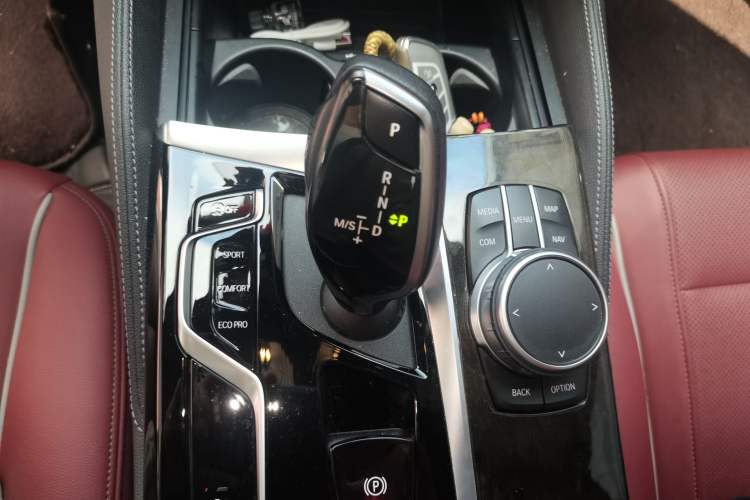 Used BMW 5 Series 2021 Facelifted 525Li M Sport Package Gear Lever