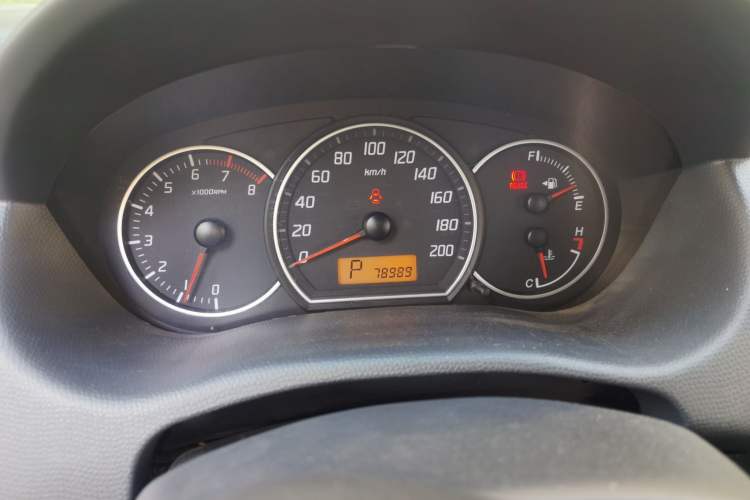 Used Suzuki Swift 2014 1.5L Automatic Fashion Edition
