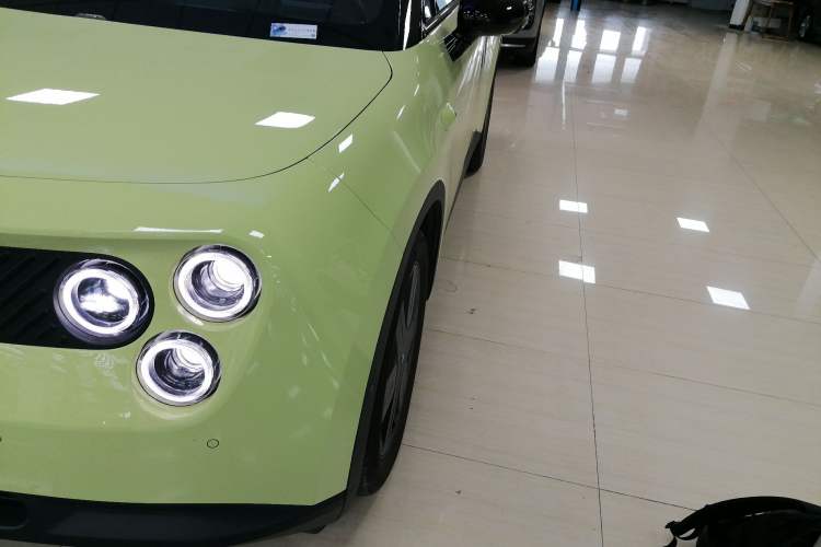 Used firefly 2025 Free Edition
