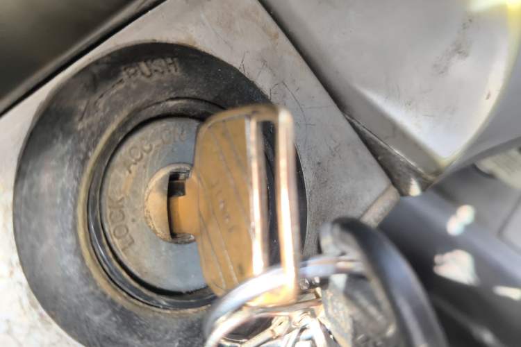 Used Jinbei Hiace 2018 2.0L Fifth-Generation Kuaiyun Luxury Standard Top 6-Seater V19S
