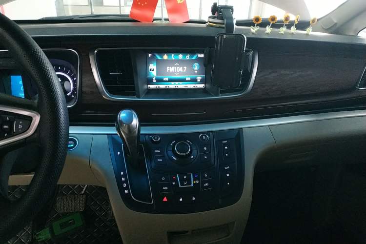 Used Buick GL8 2018 28T Luxury Model China VI Standard