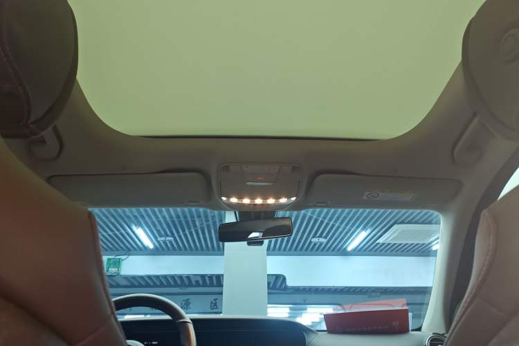 Used Mercedes-Benz E-Class 2023 Updated E 300 L Fashion Edition
