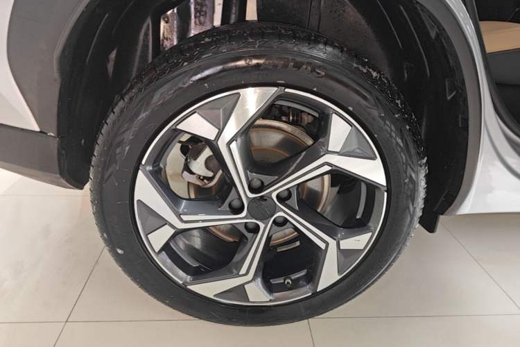 Used Geely Auto FX11 2023 1.5TD DCT Prestige Edition
